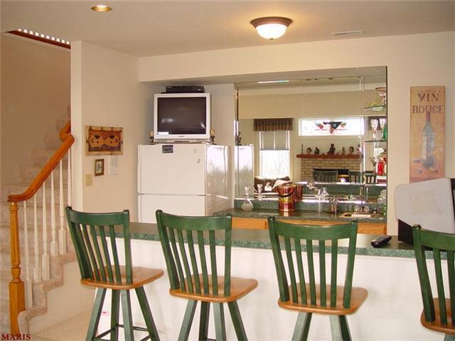 223 Summit Rdg, Weldon Spring, MO 63304 photo 16