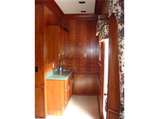 15911 Forest Vly, Ballwin, MO 63021 photo 5