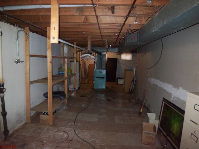 227 Olympia Dr, Ferguson, MO 63135 photo 17