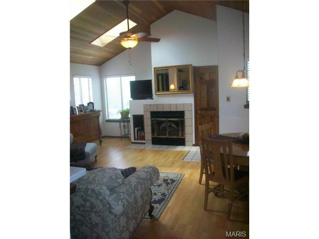 709 Hemingway Ln, Weldon Spring, MO 63304 photo 11