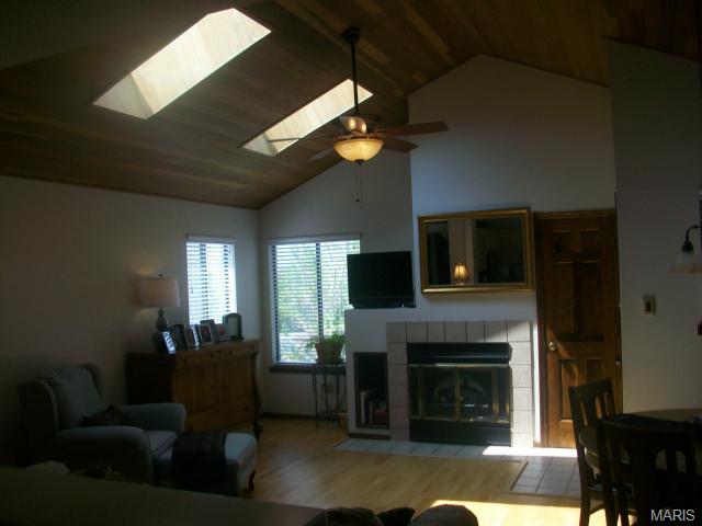 709 Hemingway Ln, Weldon Spring, MO 63304 photo 5