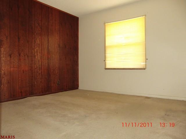 1337 Coburg Lands Dr, Saint Louis, MO 63137 photo 6