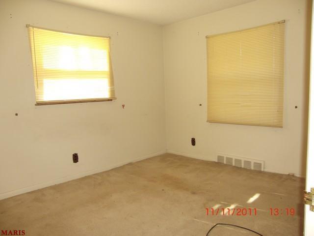 1337 Coburg Lands Dr, Saint Louis, MO 63137 photo 8