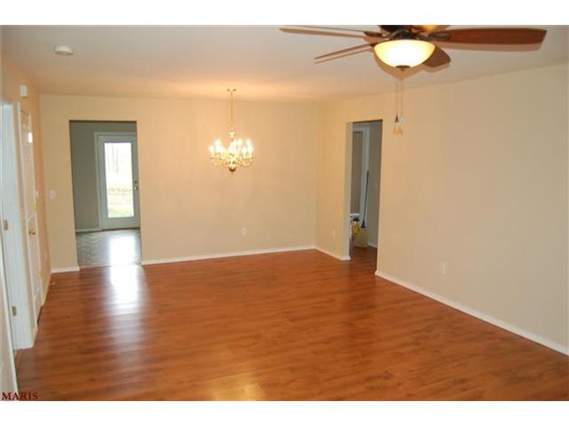 312 Hawks View Dr, O'fallon, MO 63368 photo 2