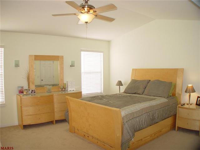 1348 Sunview Dr, O'fallon, MO 63366 photo 9
