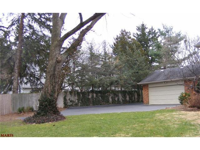 25 Springfield Ct, Glendale, MO 63122 photo 7