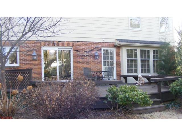 25 Springfield Ct, Glendale, MO 63122 photo 3