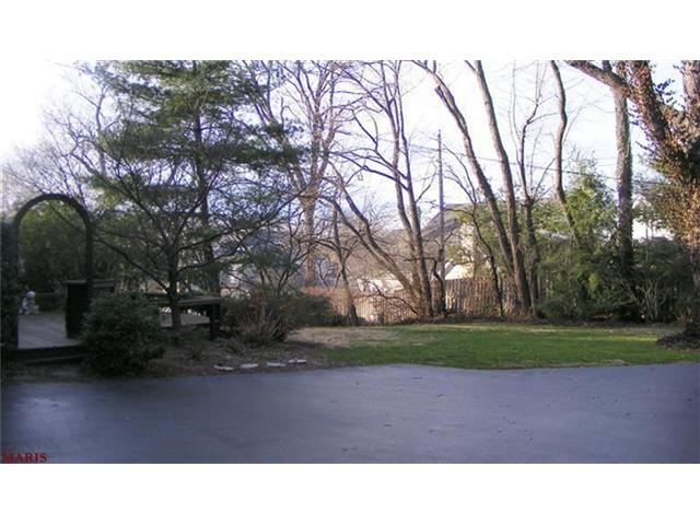 25 Springfield Ct, Glendale, MO 63122 photo 5