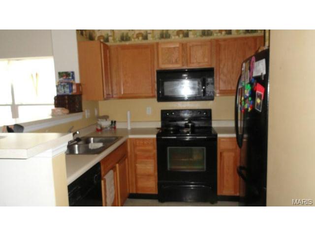 135 Roxbury, O'fallon, MO 63366 photo 2