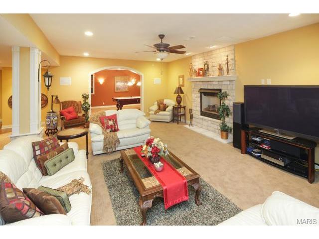 724 Hillenkamp, Weldon Spring, MO 63304 photo 29