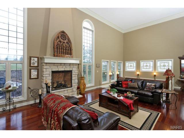 724 Hillenkamp, Weldon Spring, MO 63304 photo 8