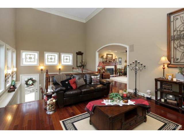 724 Hillenkamp, Weldon Spring, MO 63304 photo 9