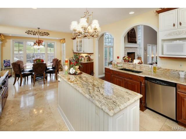 724 Hillenkamp, Weldon Spring, MO 63304 photo 11