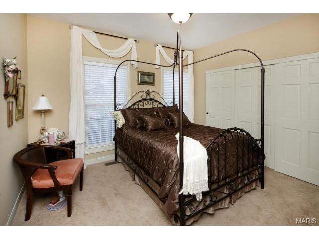 724 Hillenkamp, Weldon Spring, MO 63304 photo 23