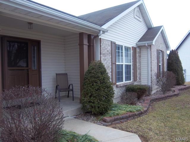 6 Pinehurst Forest Ct, O'fallon, MO 63366 photo 3