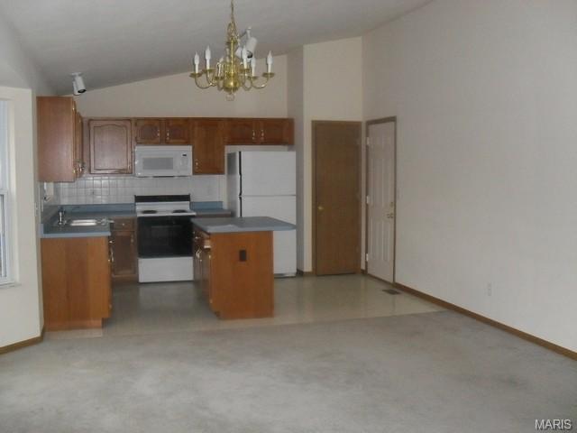 924 Lands End Cir, Saint Charles, MO 63304 photo 4