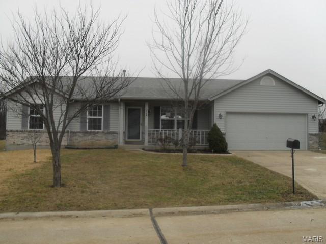 924 Lands End Cir, Saint Charles, MO 63304 photo 1