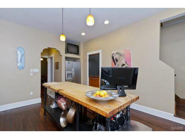 4334 S Compton Ave, Saint Louis, MO 63111 photo 11