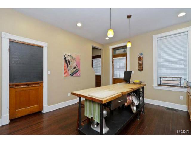 4334 S Compton Ave, Saint Louis, MO 63111 photo 10