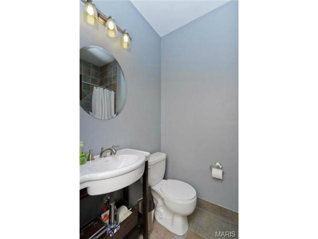 4334 S Compton Ave, Saint Louis, MO 63111 photo 35