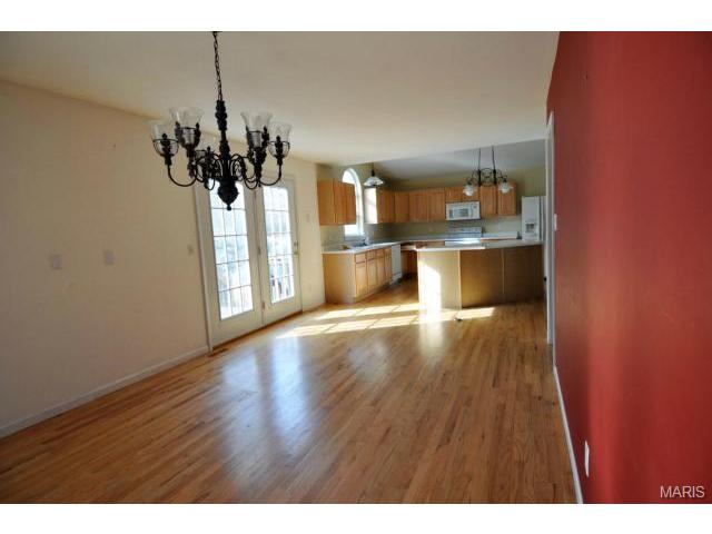 857 Castle Pnes, Ballwin, MO 63021 photo 16