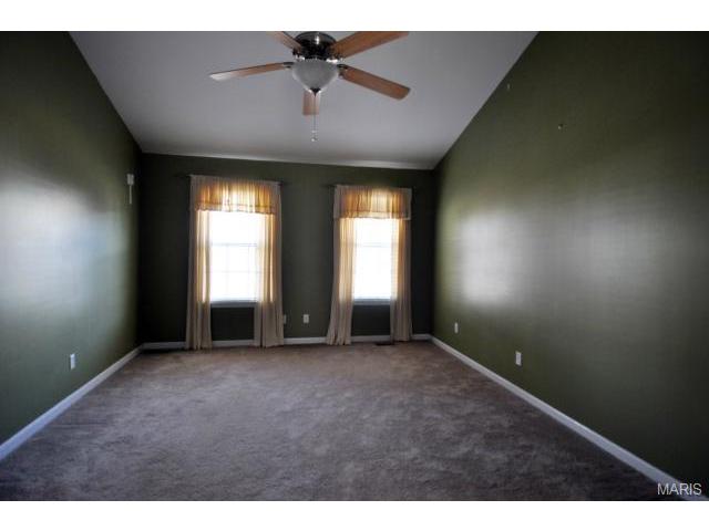 857 Castle Pnes, Ballwin, MO 63021 photo 31