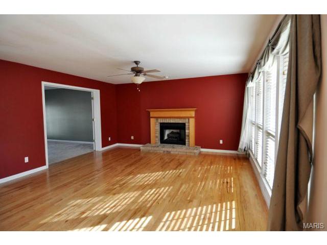 857 Castle Pnes, Ballwin, MO 63021 photo 11