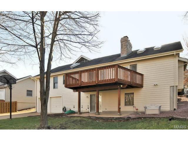 619 Valley Point Ln, Ballwin, MO 63021 photo 19