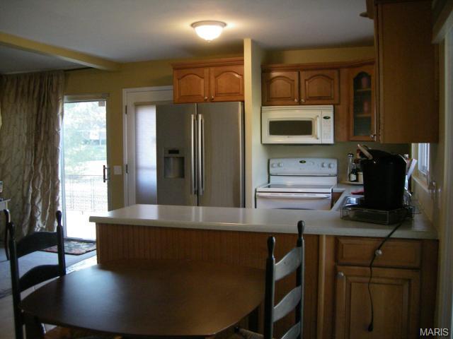 323 Chipley Cir, Ballwin, MO 63011 photo 12