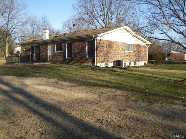 323 Chipley Cir, Ballwin, MO 63011 photo 29