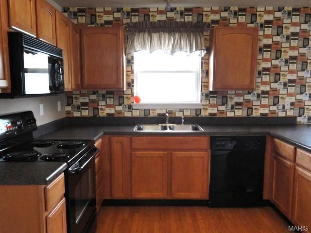 175 Roxbury Dr, O'fallon, MO 63366 photo 6