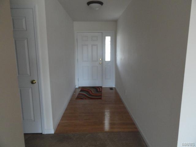 175 Roxbury Dr, O'fallon, MO 63366 photo 4