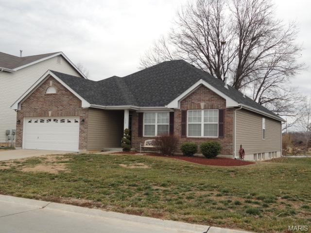 175 Roxbury Dr, O'fallon, MO 63366 photo 2