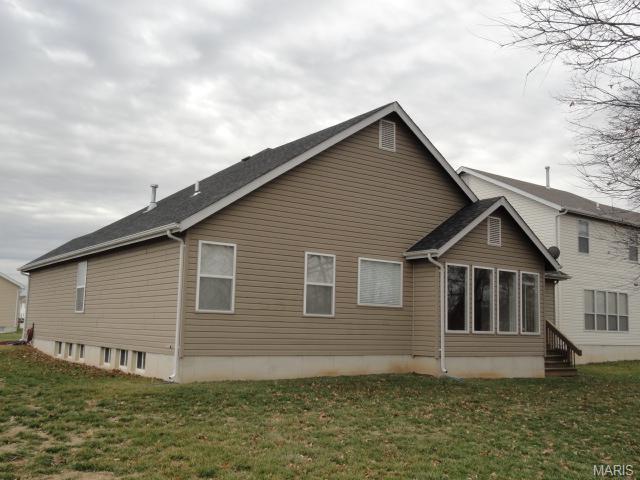 175 Roxbury Dr, O'fallon, MO 63366 photo 3