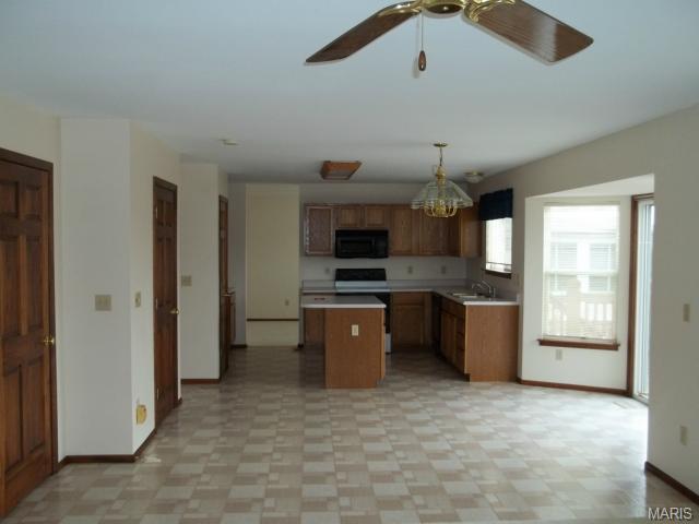 866 Emerald Oaks, Eureka, MO 63025 photo 5