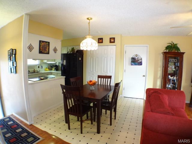 2406 Brookfield Ln, O'fallon, MO 63368 photo 7