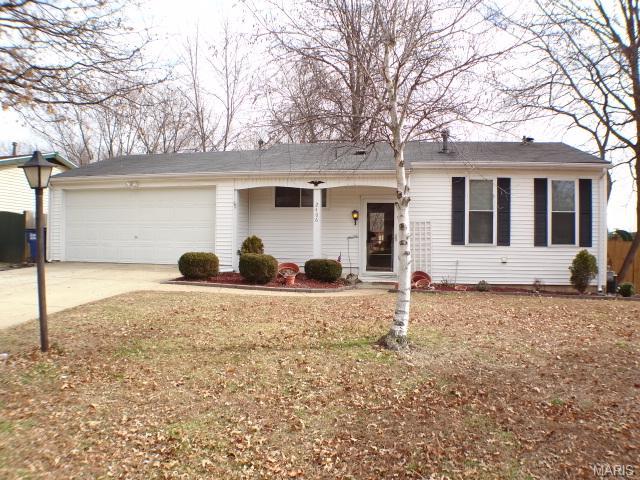 2406 Brookfield Ln, O'fallon, MO 63368 photo 1