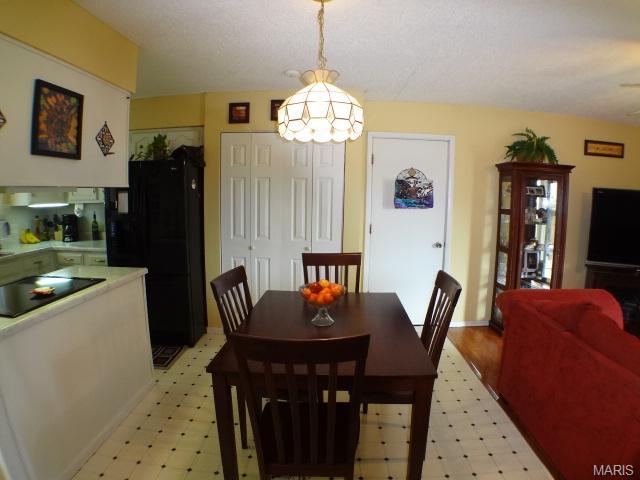 2406 Brookfield Ln, O'fallon, MO 63368 photo 6