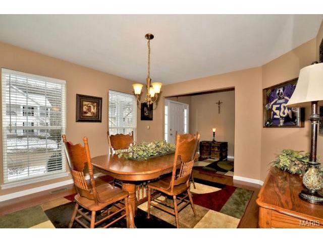 815 Emerald Oaks Ct, Eureka, MO 63025 photo 6