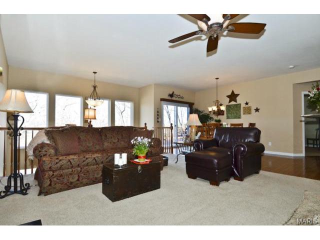 516 Forby Estates Dr, Eureka, MO 63025 photo 4