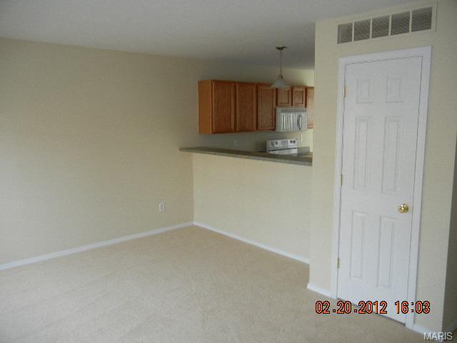 811 Brookmead Dr, O'fallon, MO 63366 photo 2