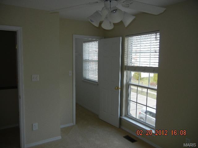 811 Brookmead Dr, O'fallon, MO 63366 photo 5
