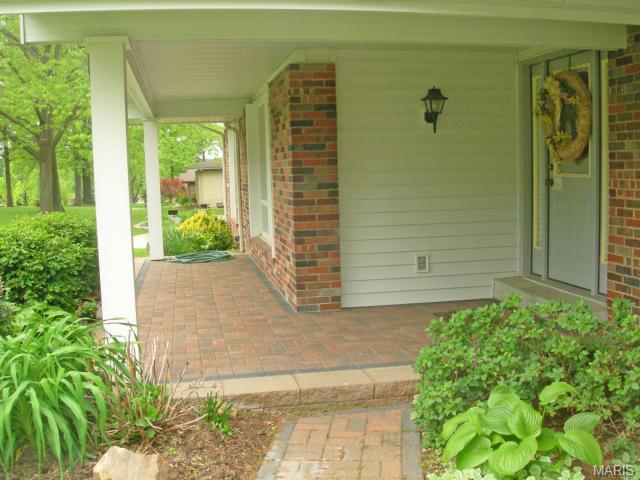 351 Elmcrest Dr, Ballwin, MO 63011 photo 33