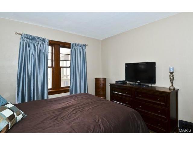 5559 Devonshire Ave, Saint Louis, MO 63109 photo 15