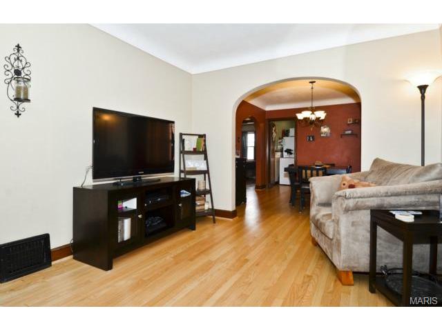 5559 Devonshire Ave, Saint Louis, MO 63109 photo 6
