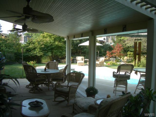 601 Arbor Glen Ct, Ballwin, MO 63021 photo 11
