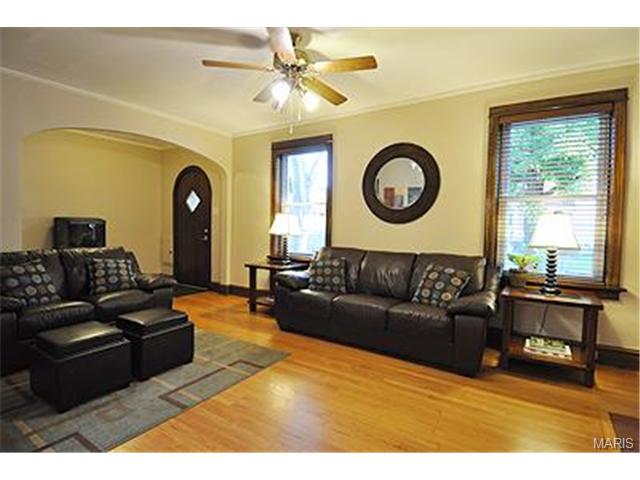 5529 Gresham Ave, Saint Louis, MO 63109 photo 10