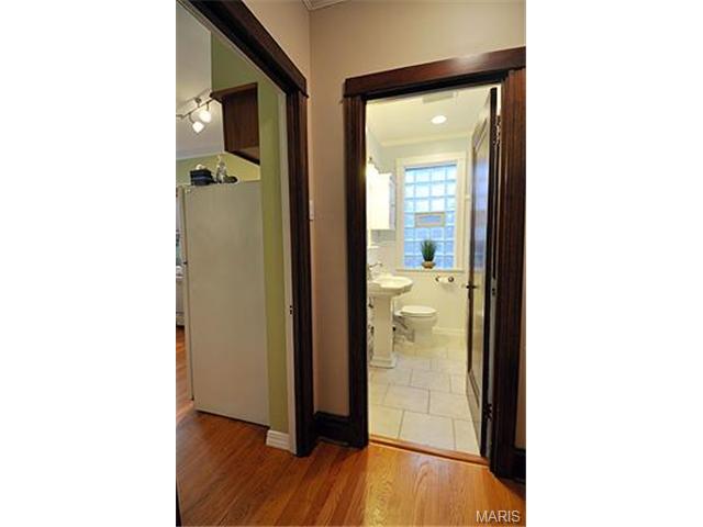 5529 Gresham Ave, Saint Louis, MO 63109 photo 37