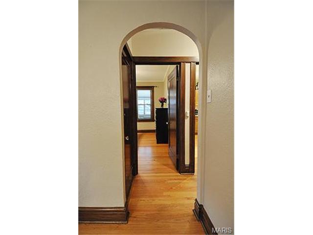 5529 Gresham Ave, Saint Louis, MO 63109 photo 22