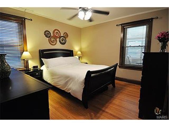 5529 Gresham Ave, Saint Louis, MO 63109 photo 23